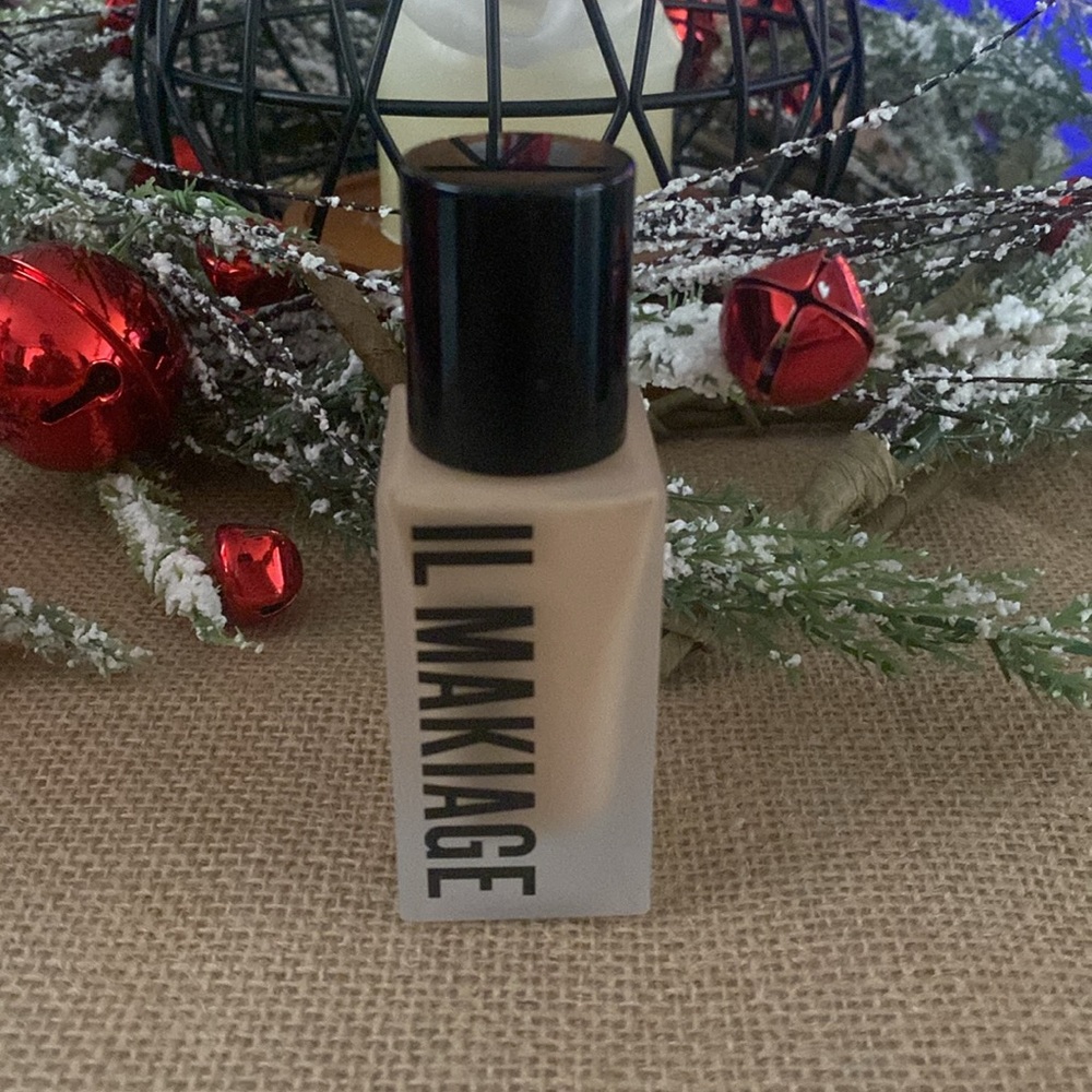 IL Makiage Foundation